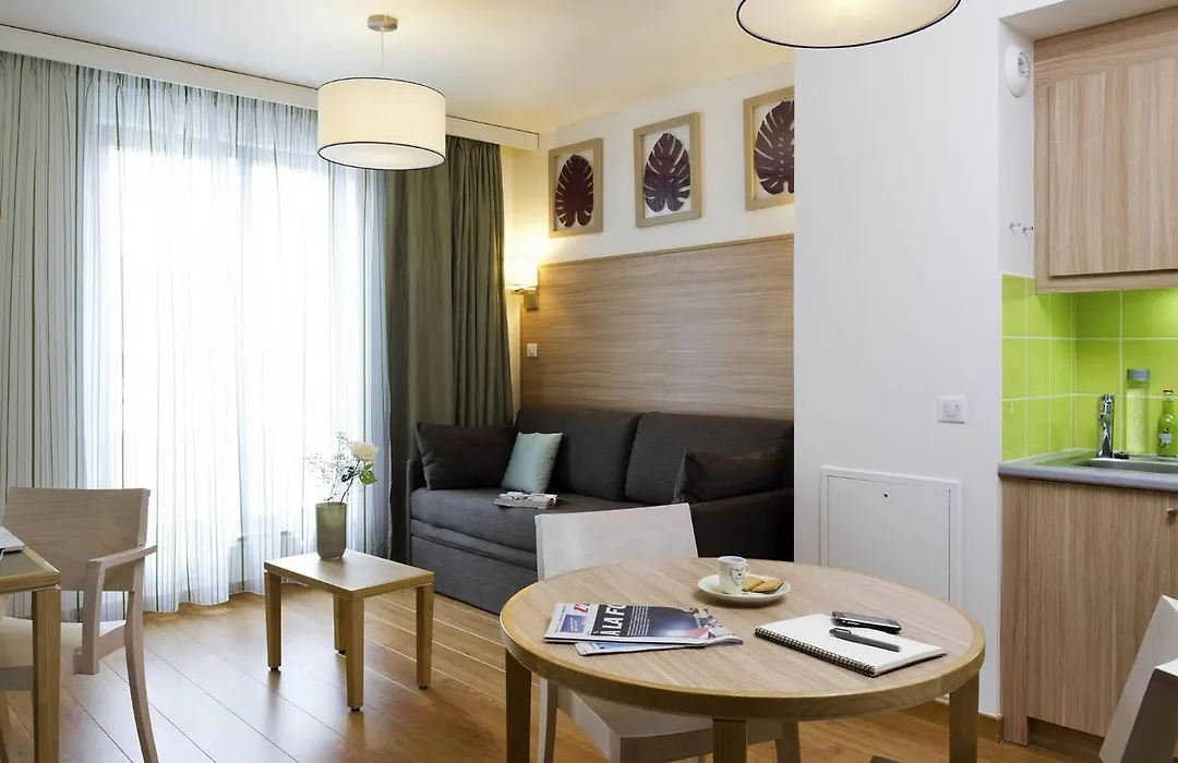 Aparthotel Adagio Paris Vincennes-1